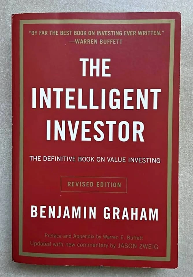 The Intelligent Investor by Benjamin Graham - Revised Edition
