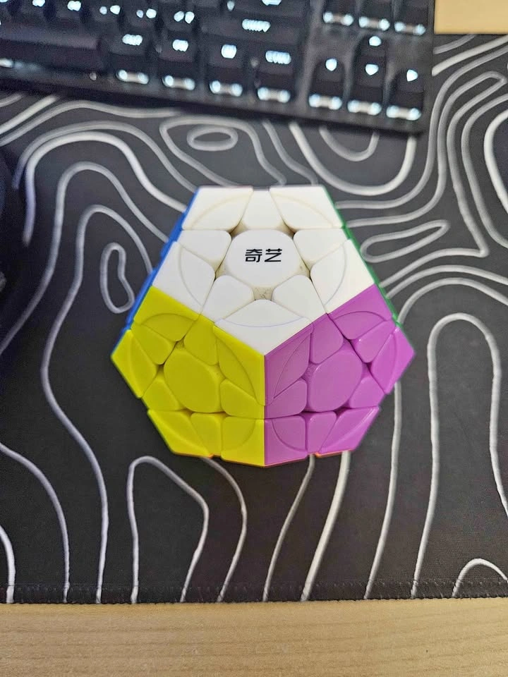 QiYi Megaminx