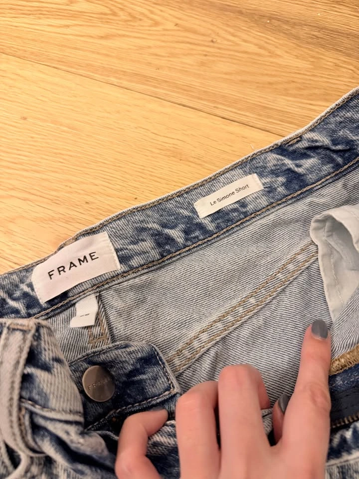 Women Frame denim shorts size 26 - photo 3