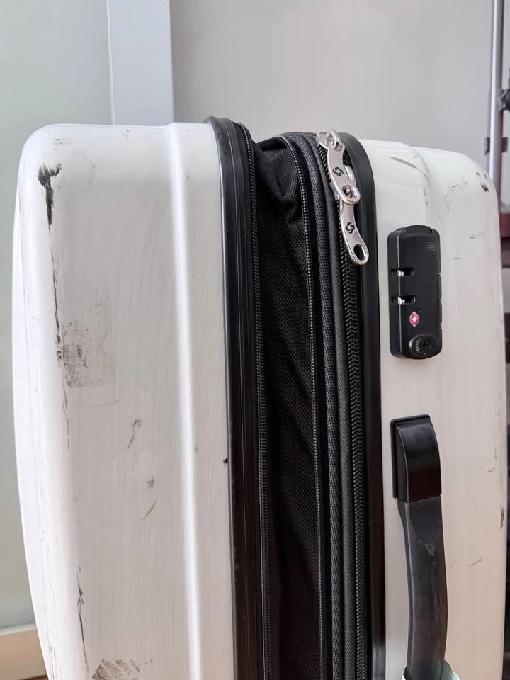 Samsonite Winfield 2 Hardside Expandable Luggage, 24-Inch - photo 4