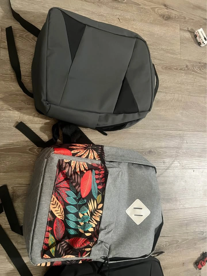 Back to school backpacks comes with school supply’s - photo 5