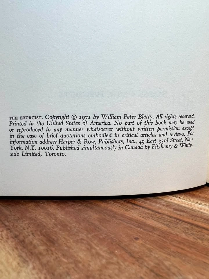 Vintage 1971 The Exorcist Hardcover Book – William Peter Blatty - photo 5