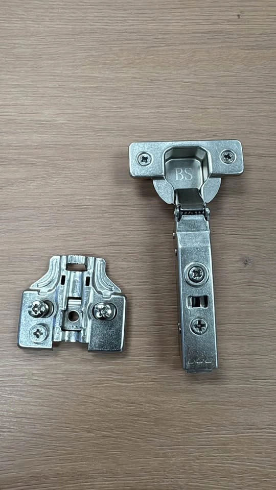 Hinge - photo 5
