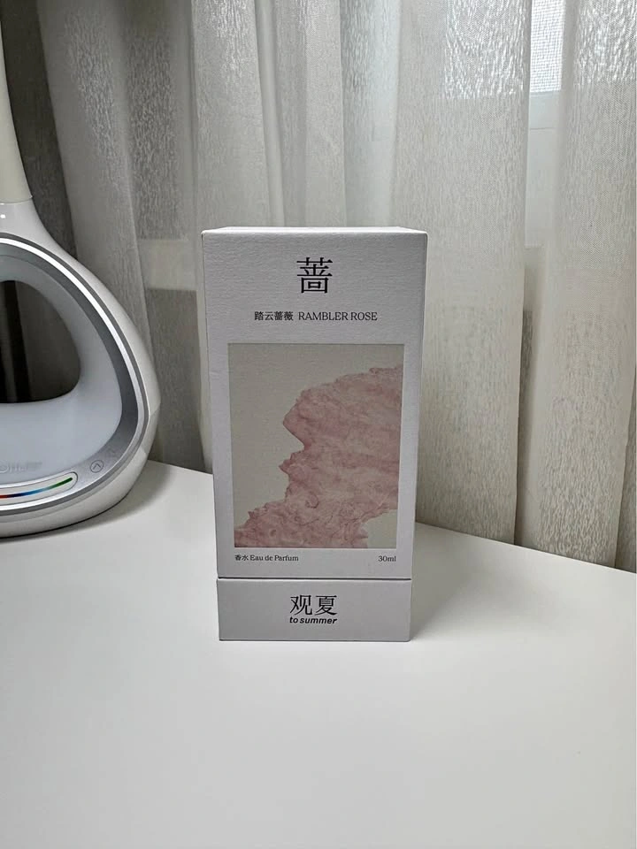 To Summer Rambler Rose Perfume