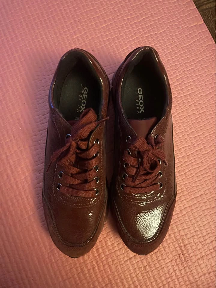Geox women’s D Sukie B Sneakers size 7.5-8 - photo 2