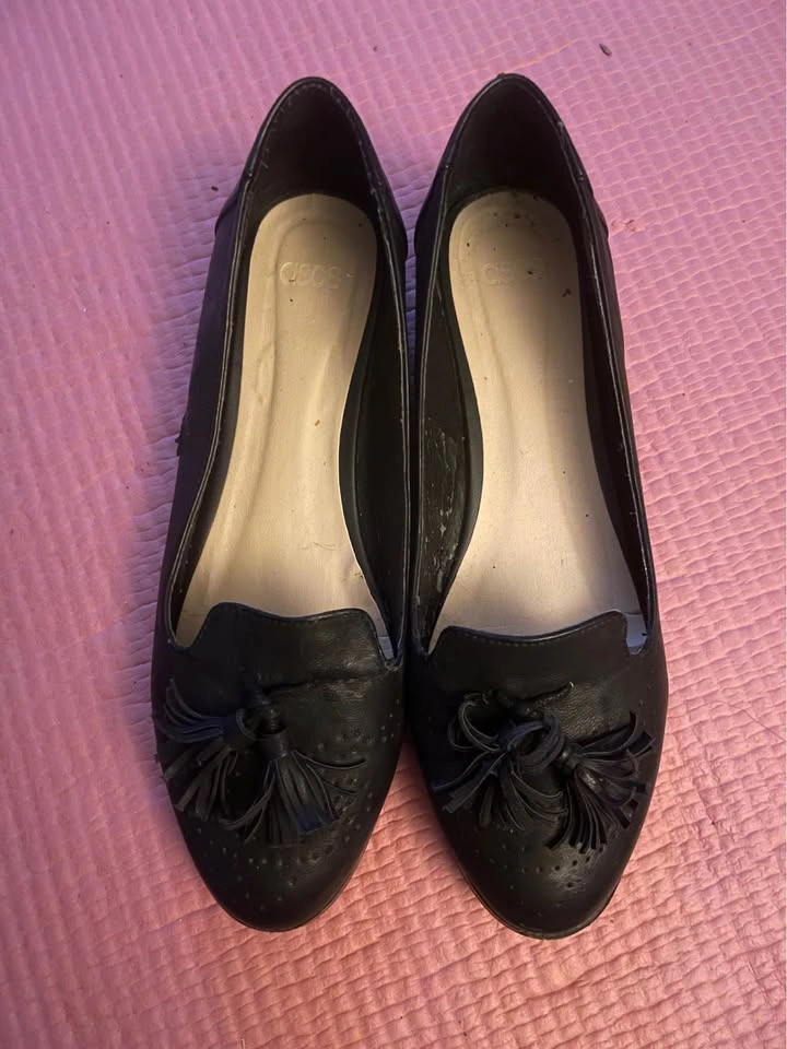 ASOS women’s flat shoes size 8-8.5 - photo 2