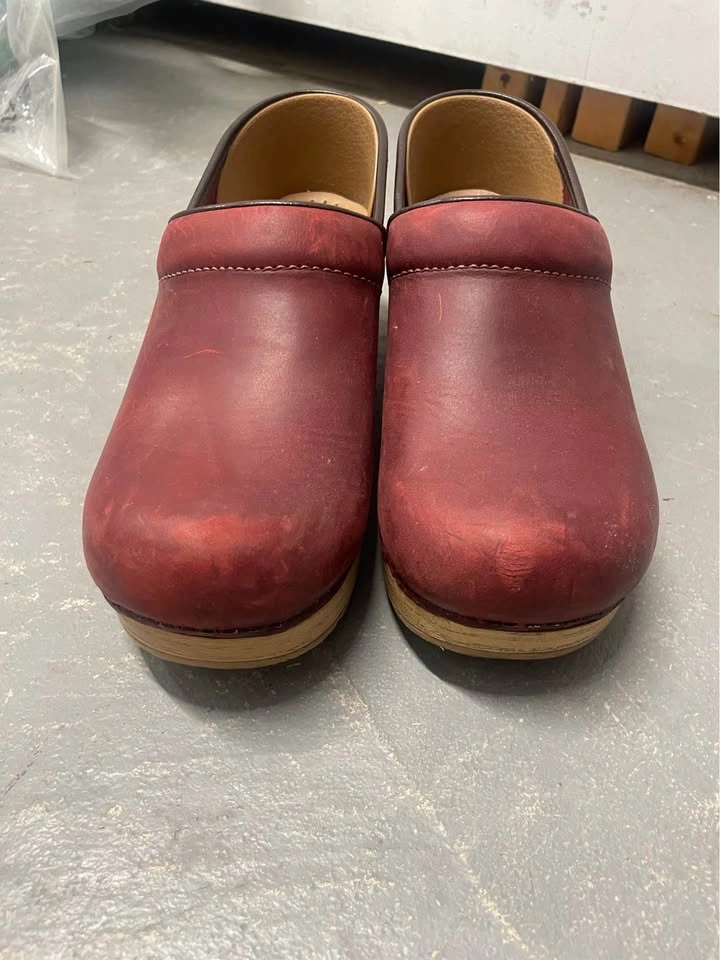 leather waterproof clogs size 7.5-8 - photo 4