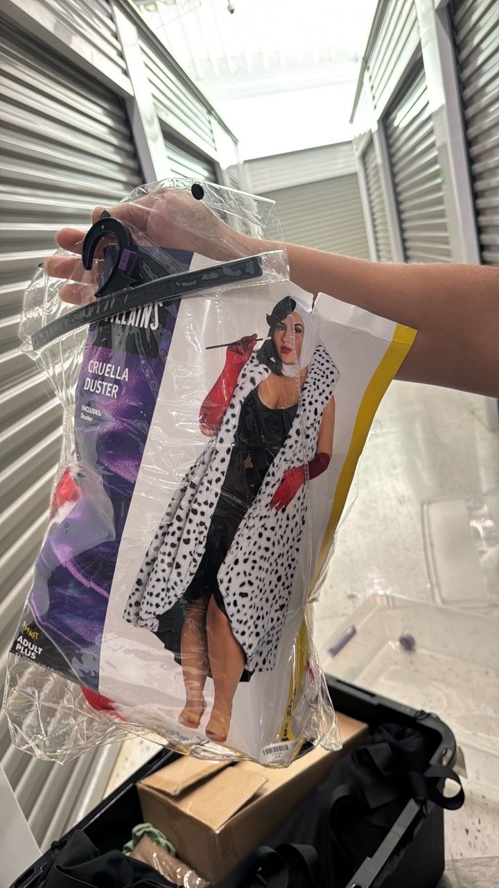 Cruella Deville Duster