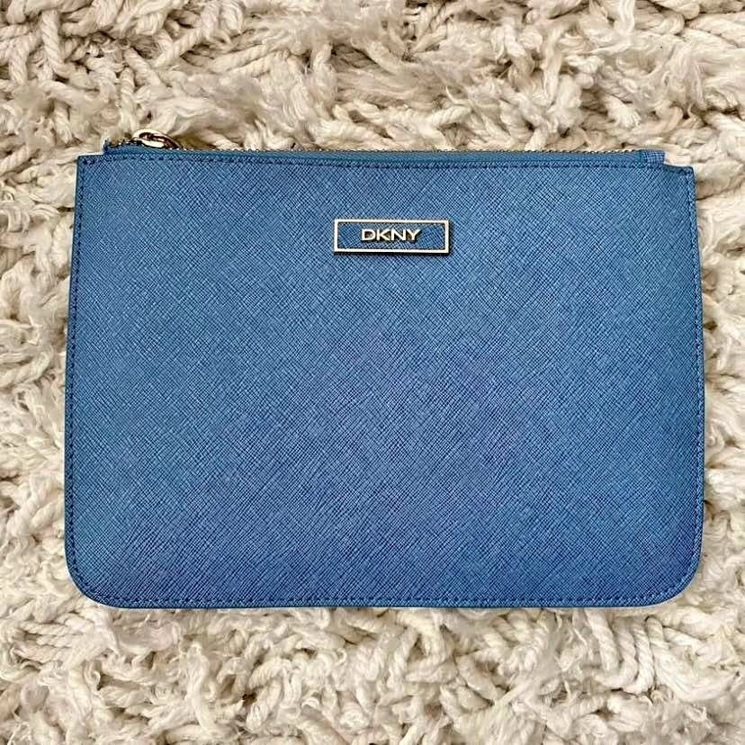 DKNY Envelope Clutch/Handbag