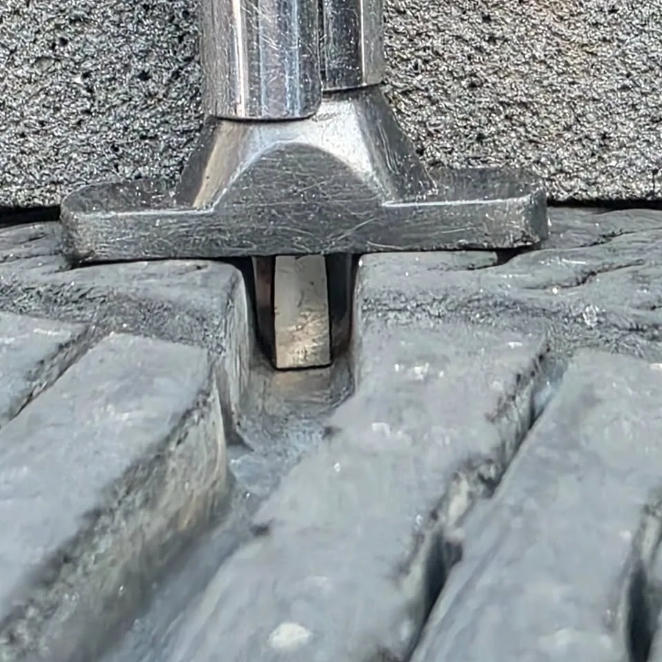 225/45/18 Michelin winter tires 90% tread image indicator(6)