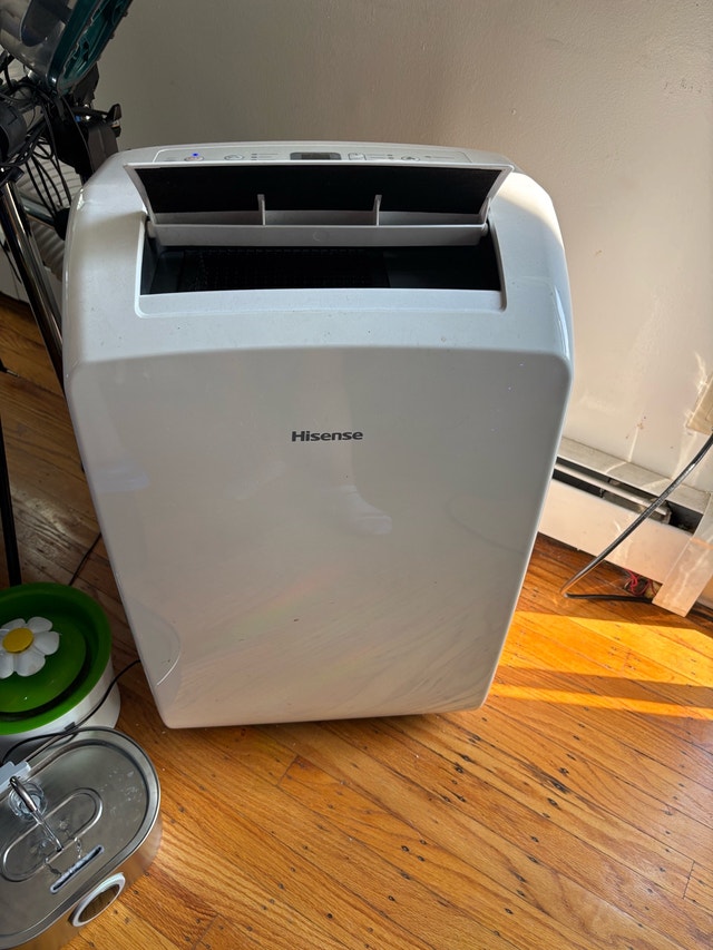 MOVING SALE - Hisense Portable Air Conditioner