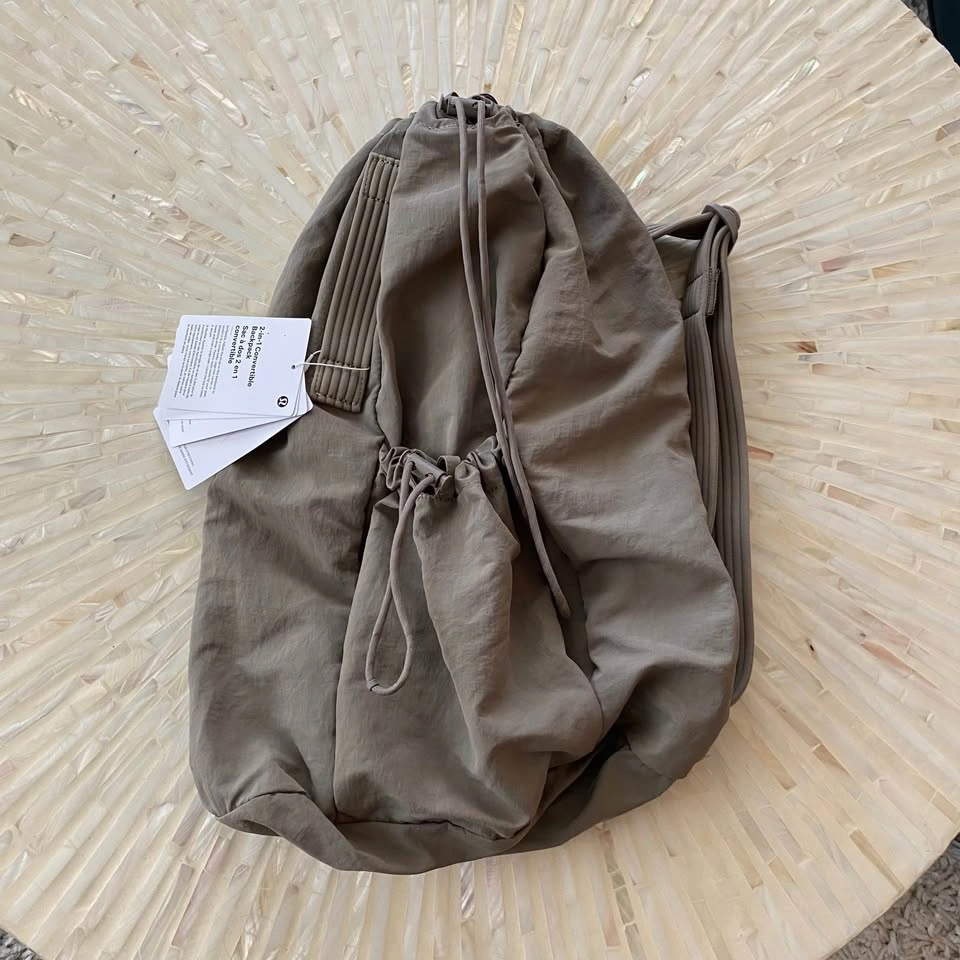 NWT Lululemon 2-in-1 Convertible Backpack - Warm Ash Grey - photo 2