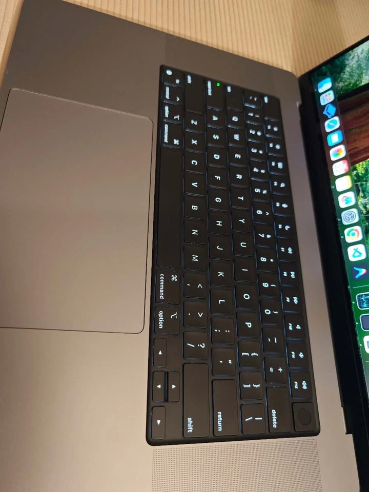 2023 MacBook Pro 16” M2 Max 38-Core GPU 64GB RAM 512GB SSD - photo 3