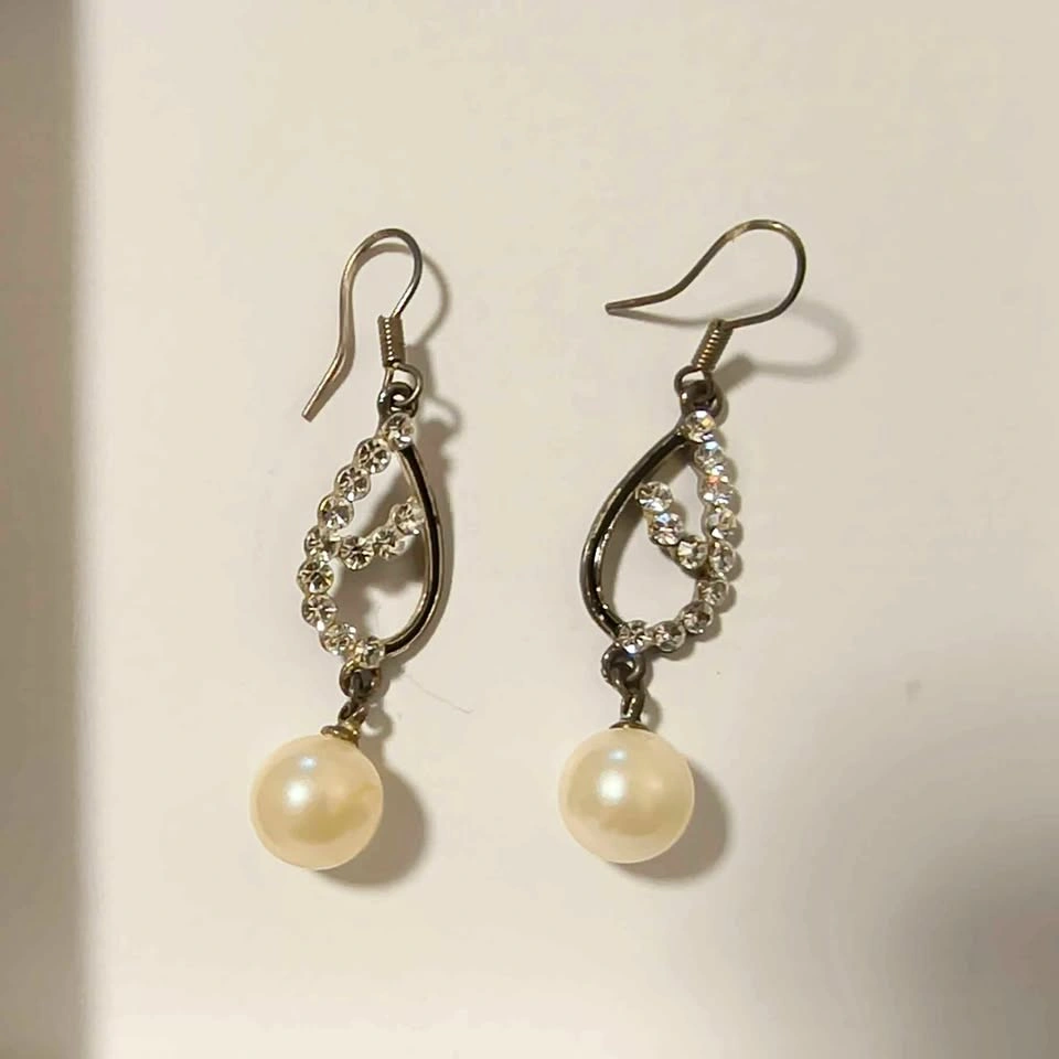 Teardrop Faux Pearl and Rhinestone Dangle Earrings