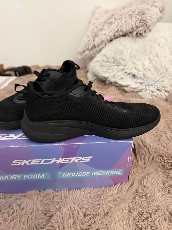 Women’s Skechers Black Running Shoes – Size 7 (EU 37) - photo 3