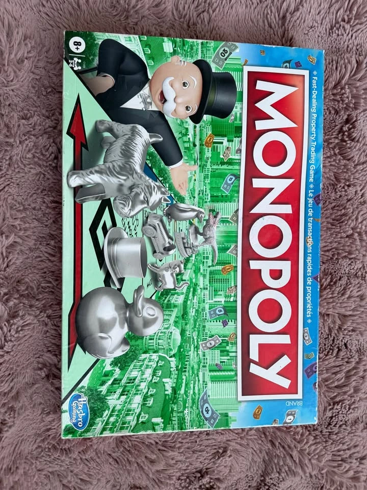 Monopoly Board Game – Hasbro Gaming (2–6 Players) - photo 2