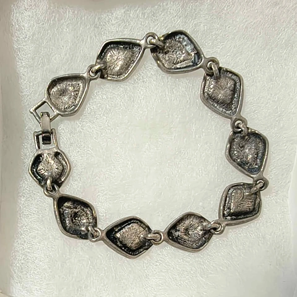 Vintage Silver-Tone Diamond Link Bracelet with Black Accents - photo 2