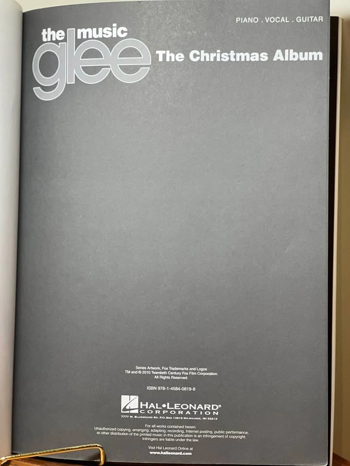 Glee: The Music – The Christmas Album Sheet Music Book - photo 4
