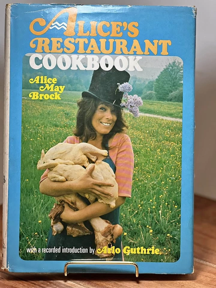 Vintage 1969 First Edition Alice’s Restaurant Cookbook