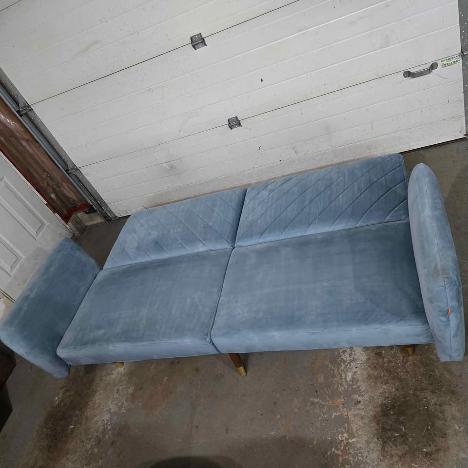 MOVING SALE - Sofa Bed - photo 2