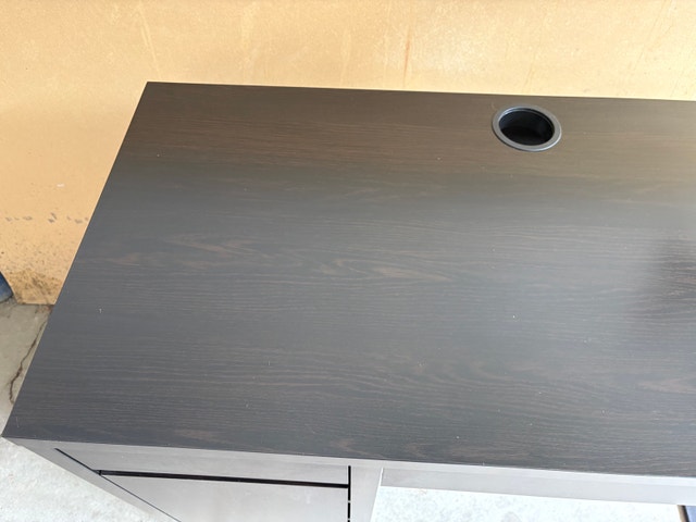 Beautiful and clean IKEA Micke Desk - photo 2