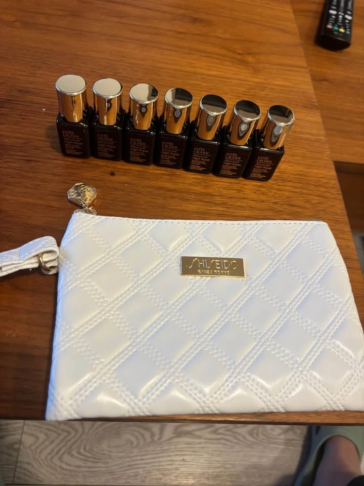Estee Lauder Advanced Night Repair Serums 49ml + Shiseido Pouch - photo 4