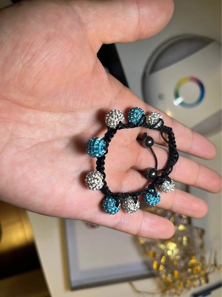 Porcelain tea pot and bracelet - photo 4