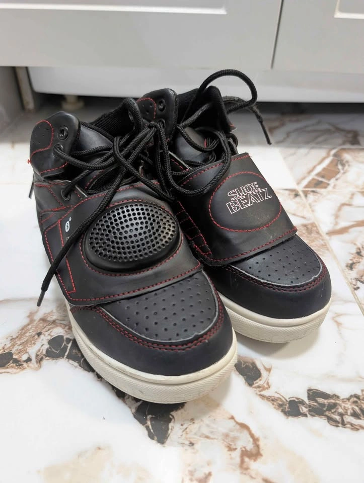 Bluetooth Speaker Kids Shoes (size 2Y)