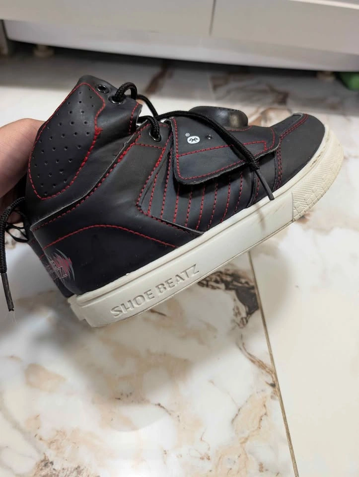 Bluetooth Speaker Kids Shoes (size 2Y) - photo 5