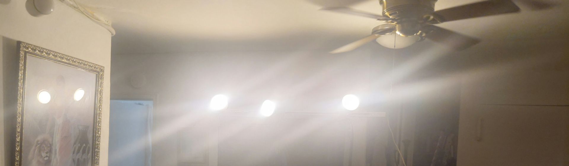 3-light linear track lighting fixture - photo 2