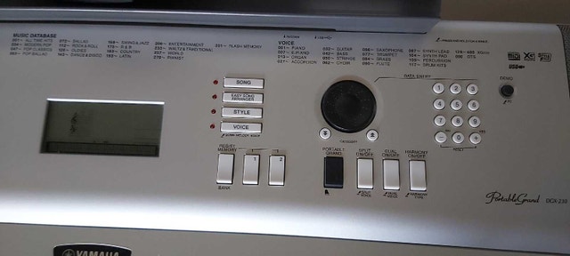 Yamaha DGX-230 / YPG-235 portable digital piano - photo 3