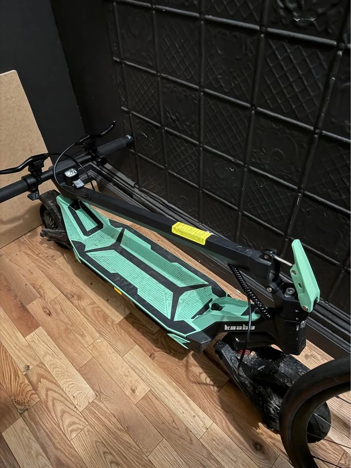 Kaabo Urban Electric Scooter - photo 3