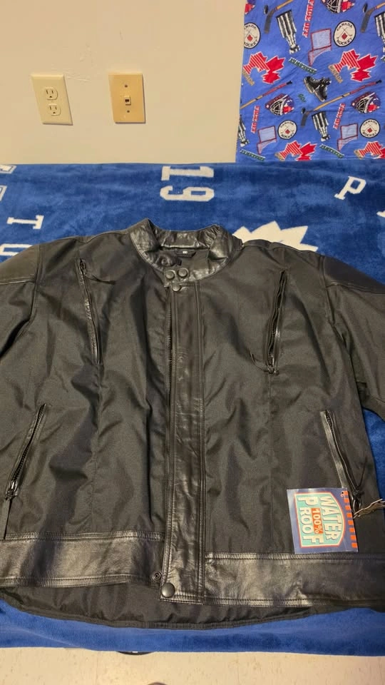 Brand New Black Motorcycle Jacket (XXL) - Leather Accents & Vent - photo 2