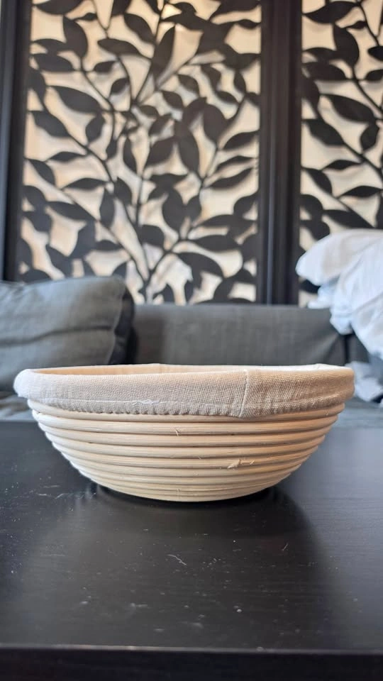 Round Rattan Bread Proofing Basket (Banneton) with Liner
