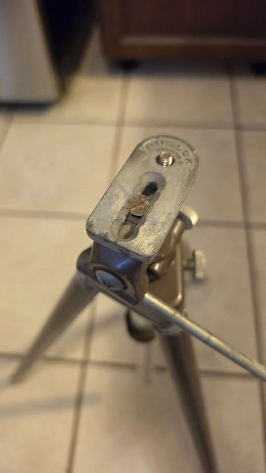 Retro Metal Photography Tripod w/ Pan & Tilt Head - photo 2