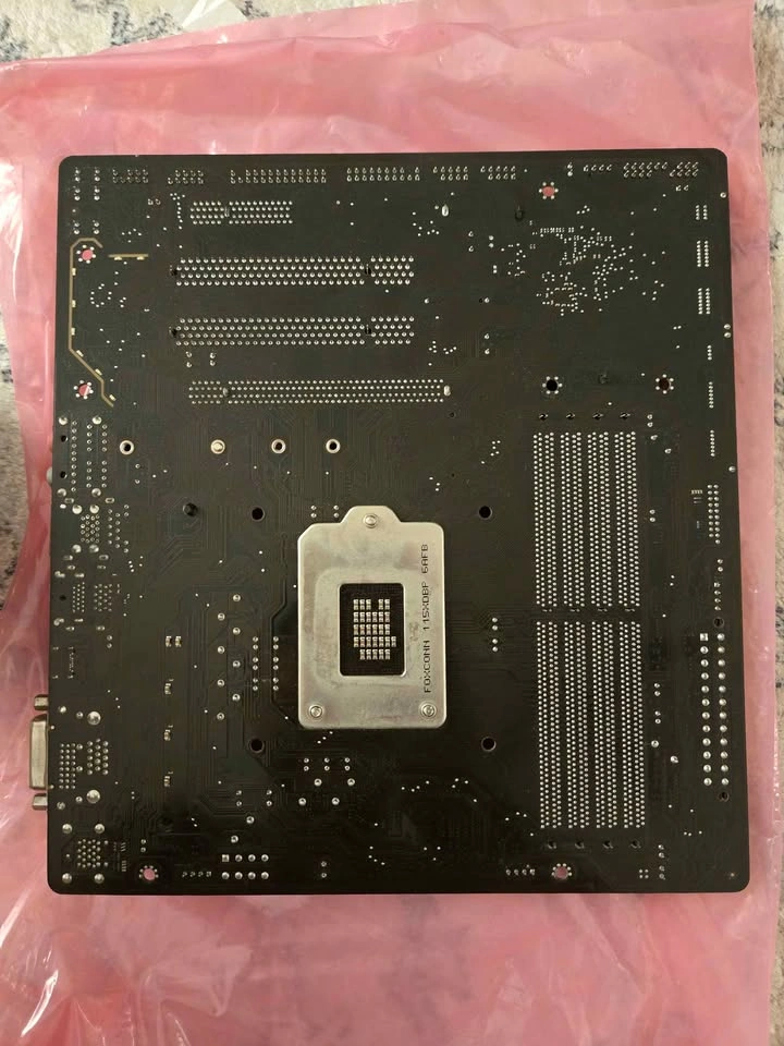 Gigabyte Motherboard (For parts) - photo 2