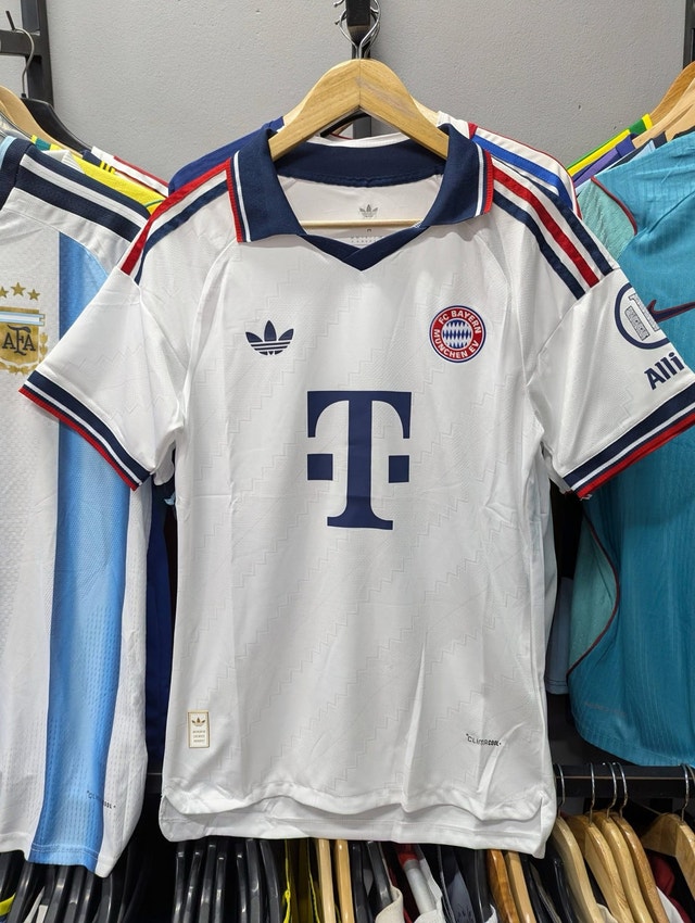 Bayern Munich 26/27 Season Player/Stadium Version Replica Kits - photo 3