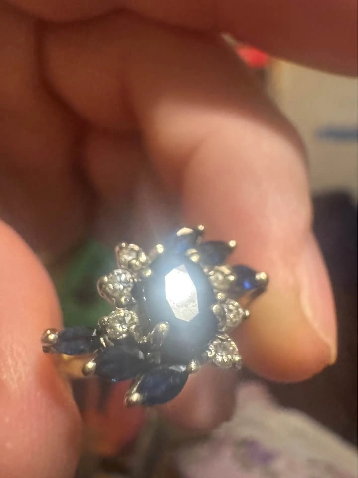 Gold Sapphire Diamond Engagement Ring - photo 3