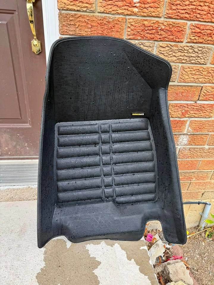 MOVING DEAL: Custom-Fit Floor Mats for Honda Accord (2018-2022)