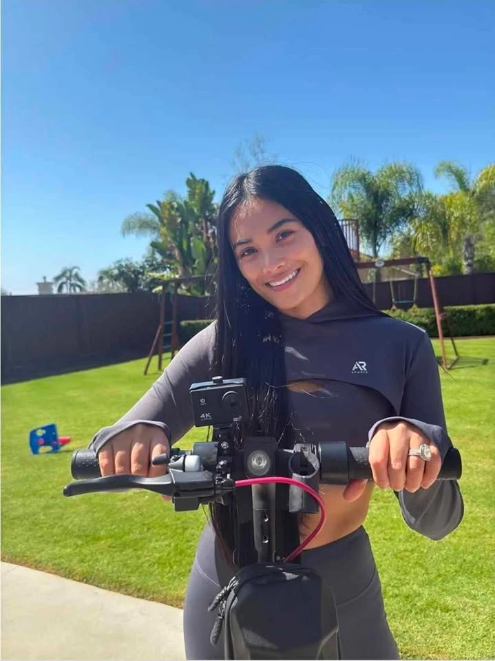 Apexcam 4K WiFi Action Camera - photo 4