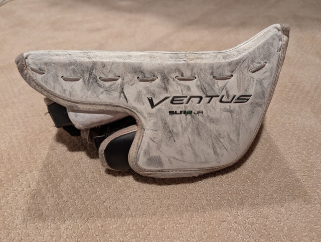 Vaughn SLR2 Junior Regular Hockey Goalie Glove and Blocker - photo 4