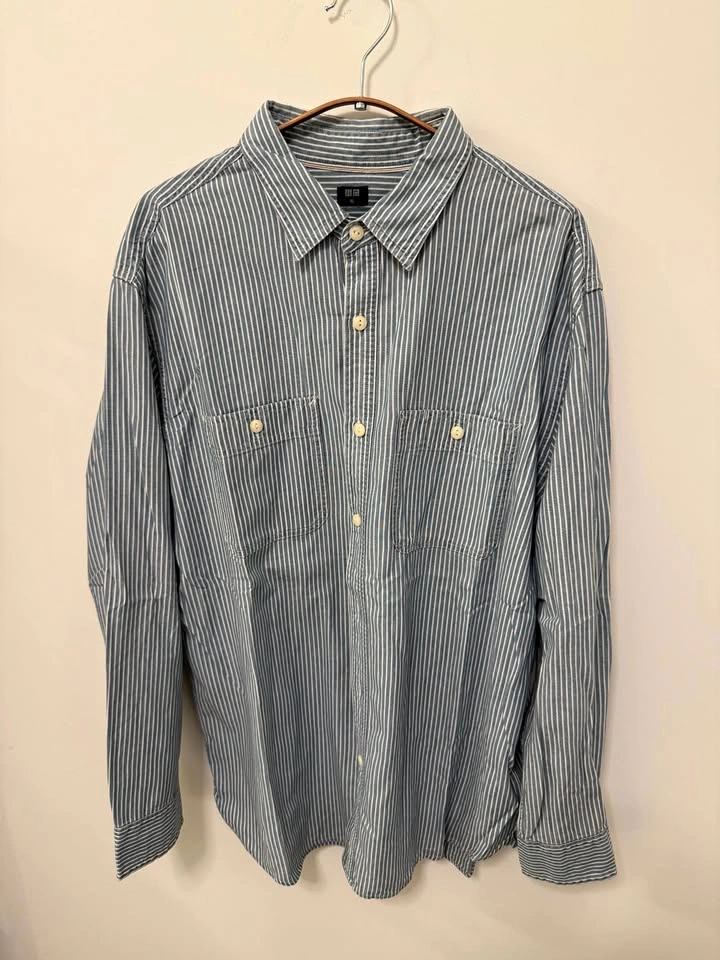Uniqlo XL Blue and White Striped Long Sleeve Shirt