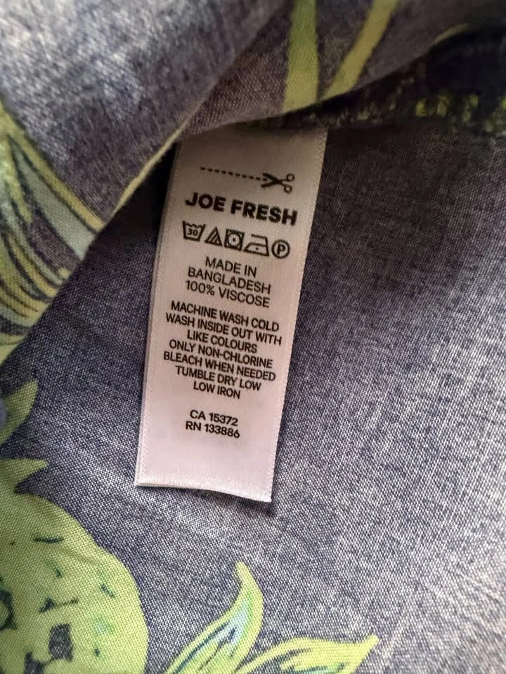 Joe Fresh Viscose Pineapple Hawaiian Shirt Small S Blue Tropics - photo 2