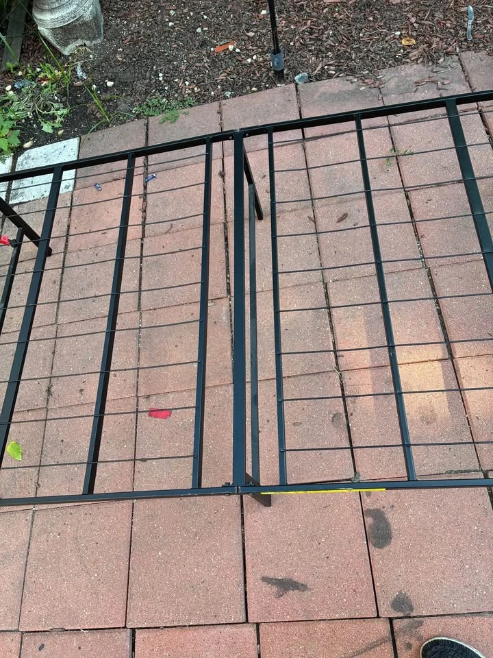 Black Metal Twin Size Mattress Frame - photo 2