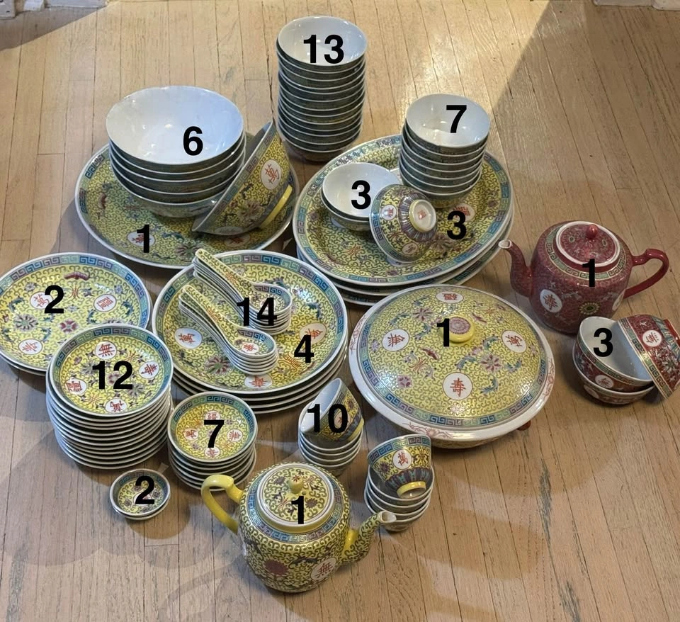 Vintage Chinese Mun Shou Longevity Porcelain Dinnerware Set - photo 3