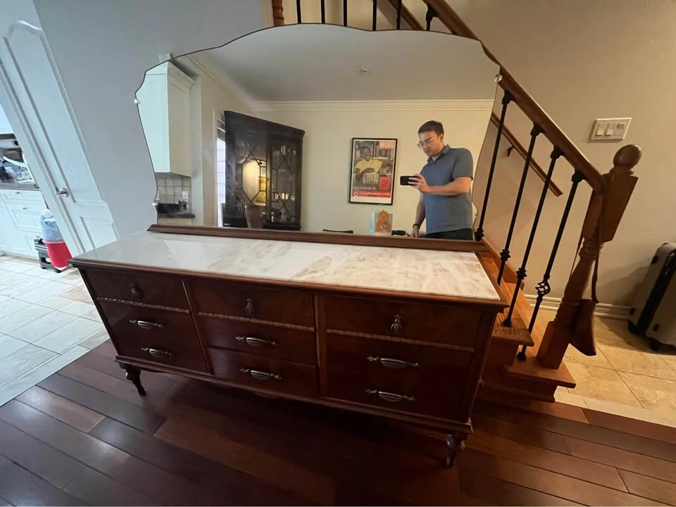 Marble-top dresser with large mirror - photo 4