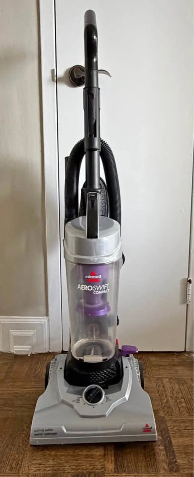 Bissell AeroSwift Compact Vacuum