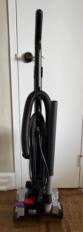 Bissell AeroSwift Compact Vacuum - photo 3