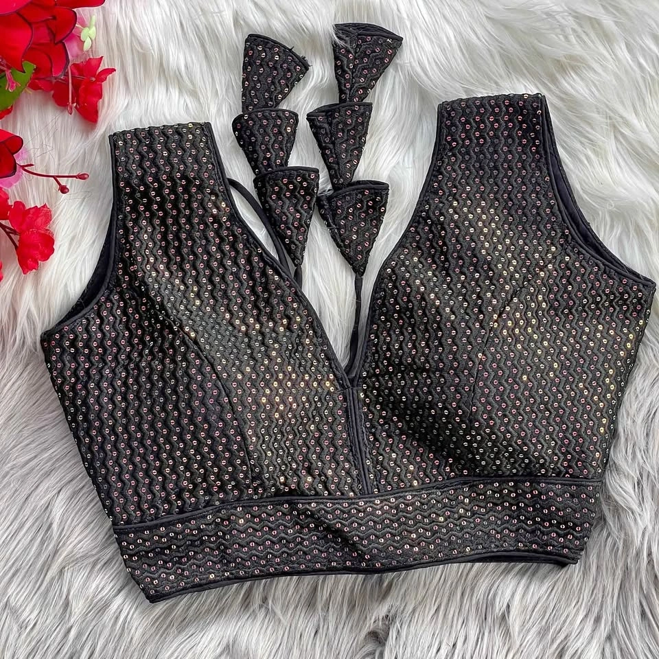 Designer blouse black