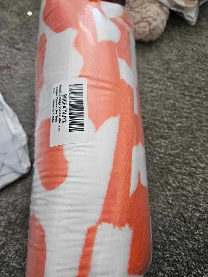 Orange Fleece Blanket - photo 2